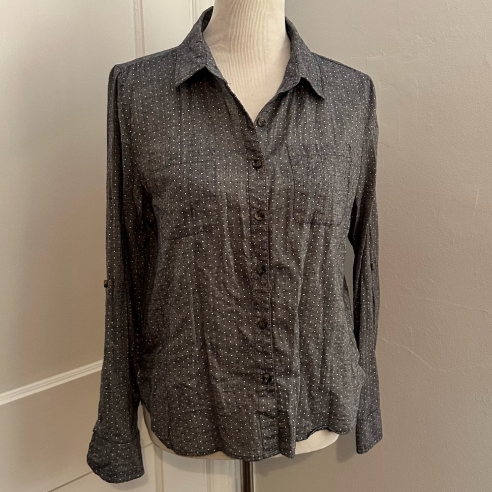 Womens M En Creme Button Down Long Sleeved Chambray Polka Dot Top